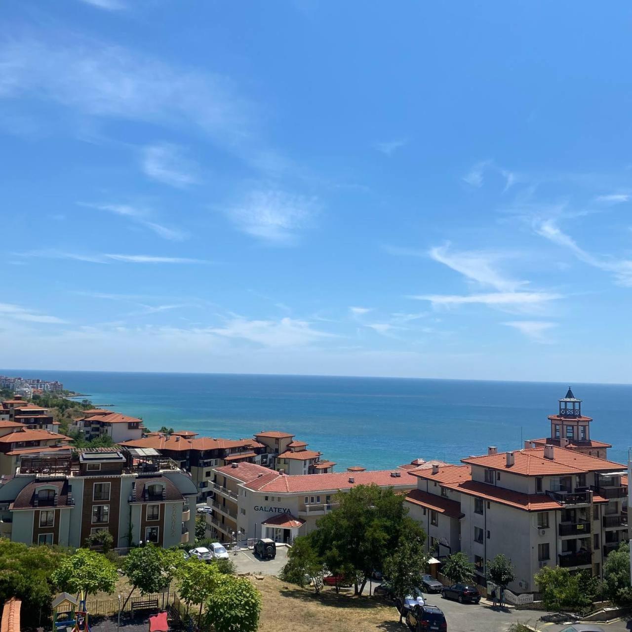 Hotel Sea Vista Sveti Vlas Bagian luar foto
