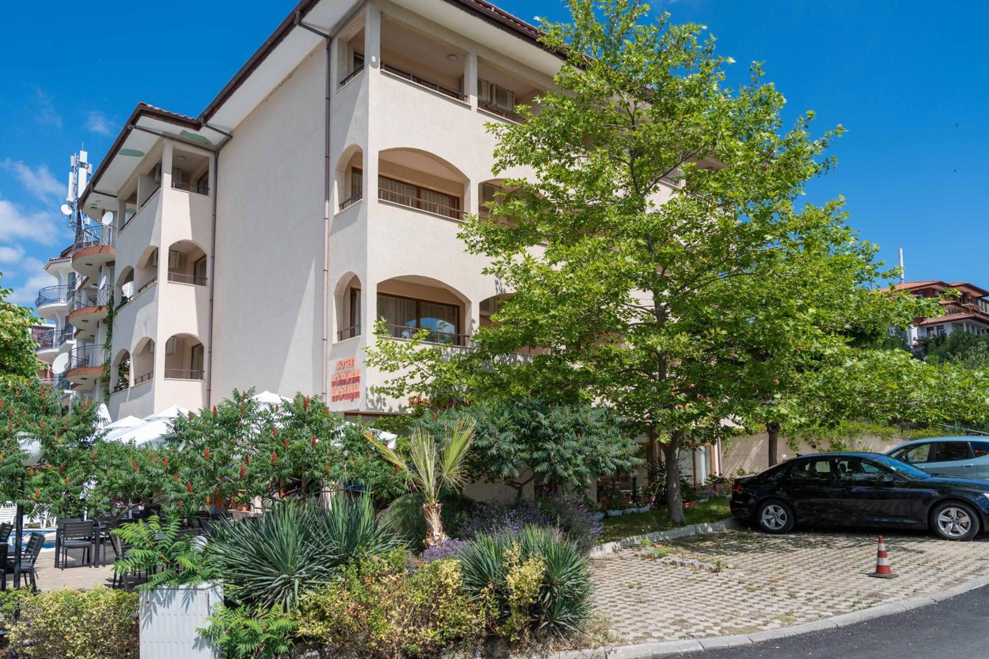 Hotel Sea Vista Sveti Vlas Bagian luar foto