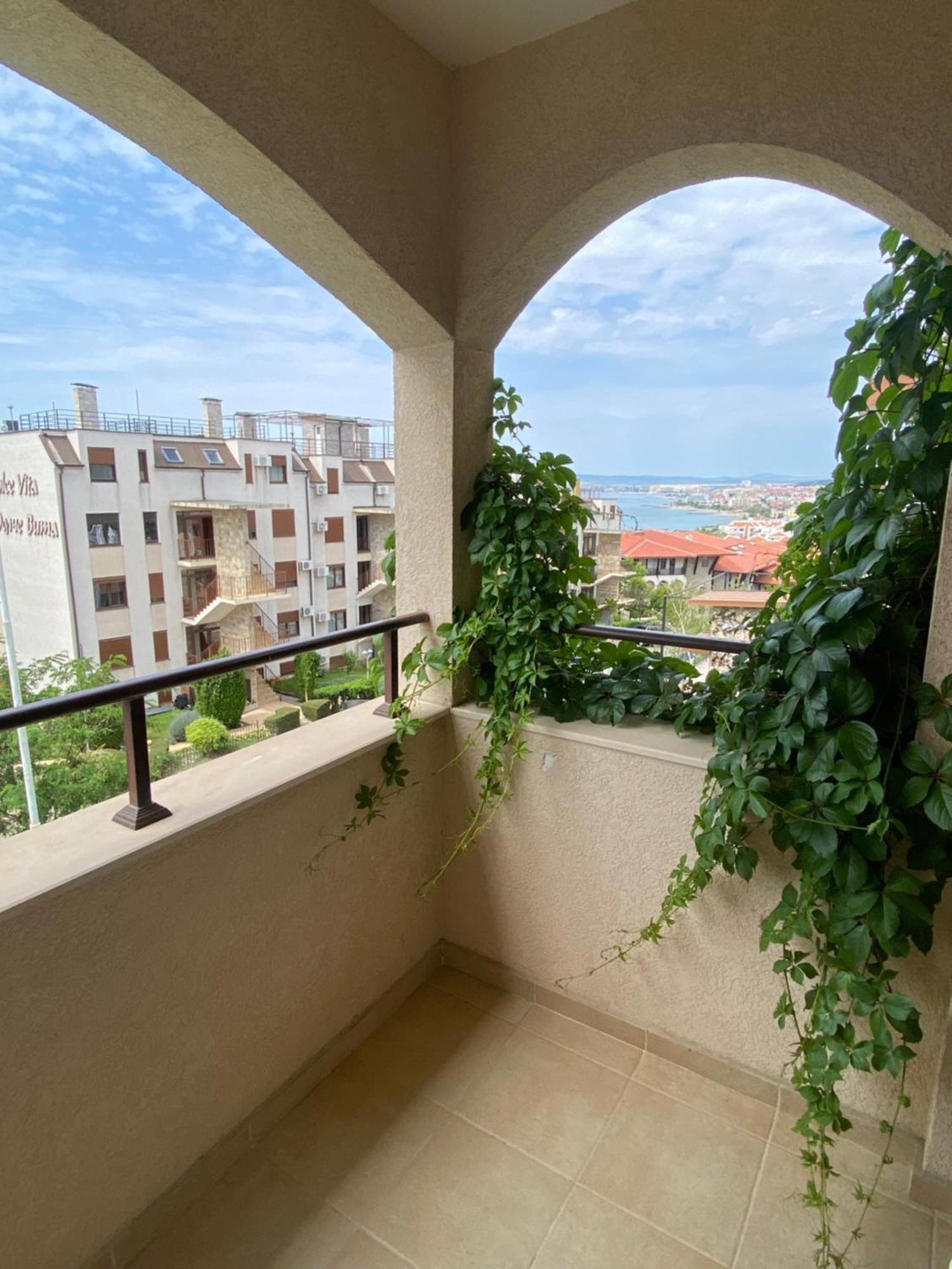 Hotel Sea Vista Sveti Vlas Bagian luar foto