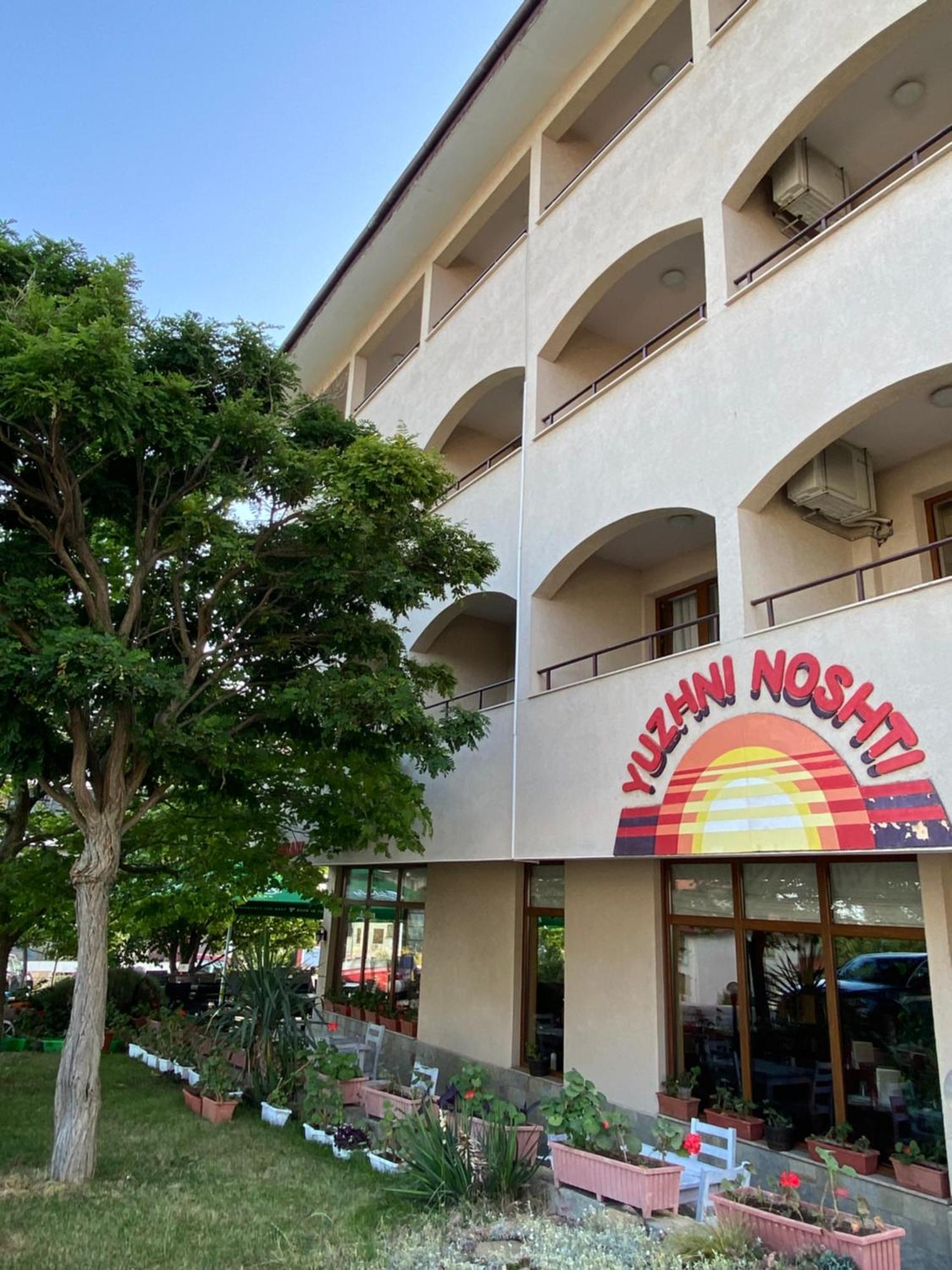Hotel Sea Vista Sveti Vlas Bagian luar foto