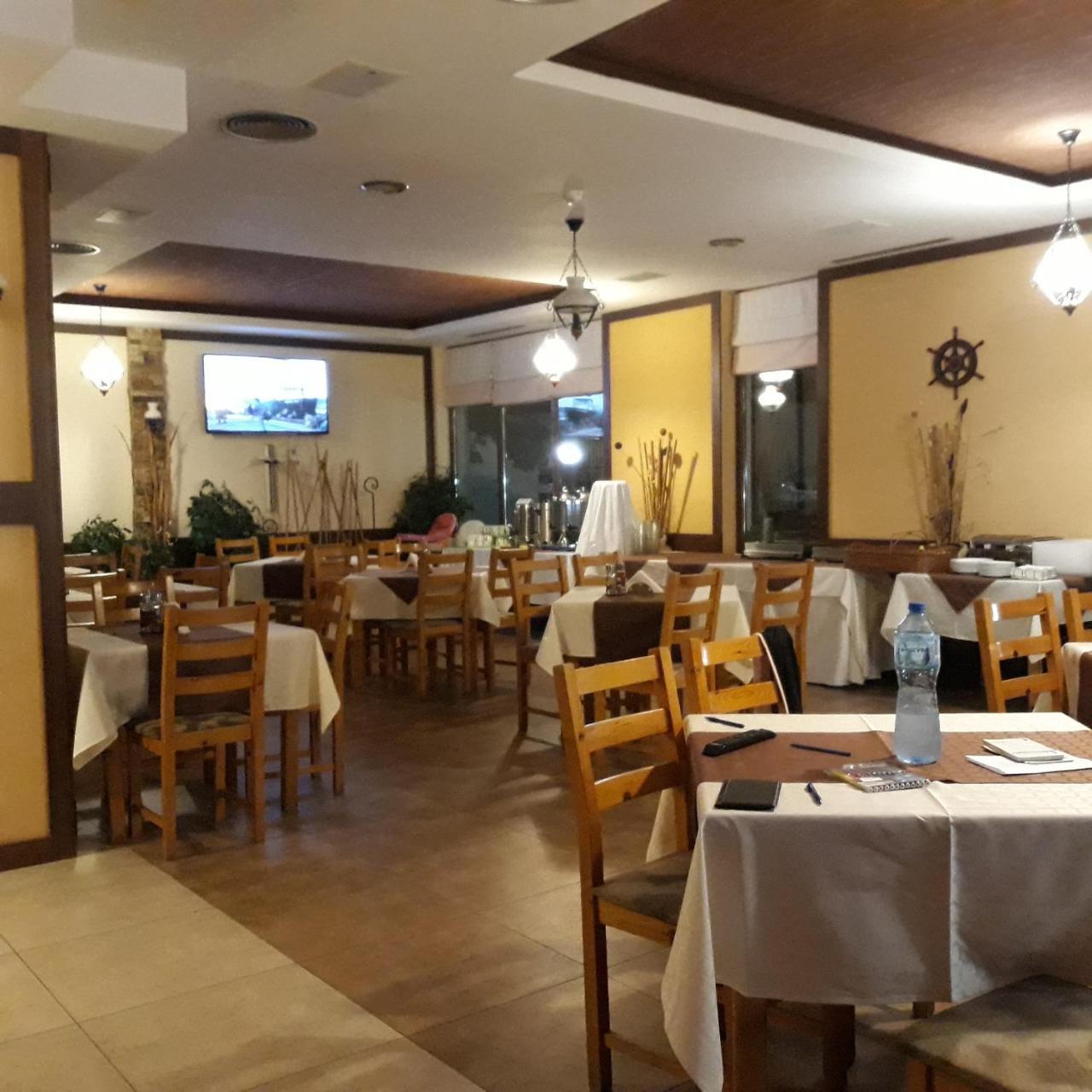 Hotel Sea Vista Sveti Vlas Bagian luar foto