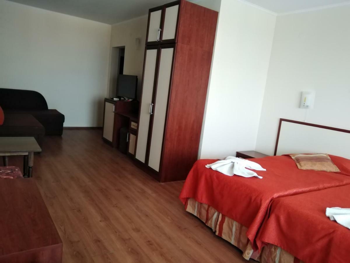 Hotel Sea Vista Sveti Vlas Bagian luar foto
